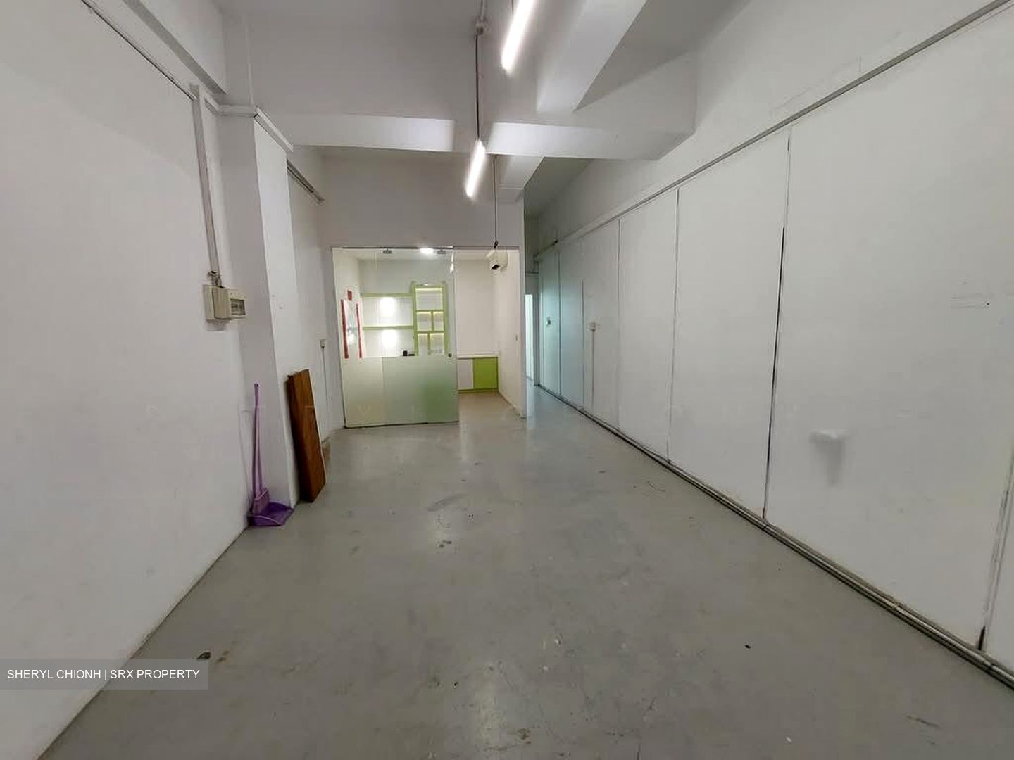 Admiralty Industrial Park (D27), Factory #568223461
